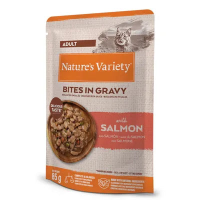 Nature’s Variety Bites in Gravy - Alimento húmido para gato adulto - Salmão