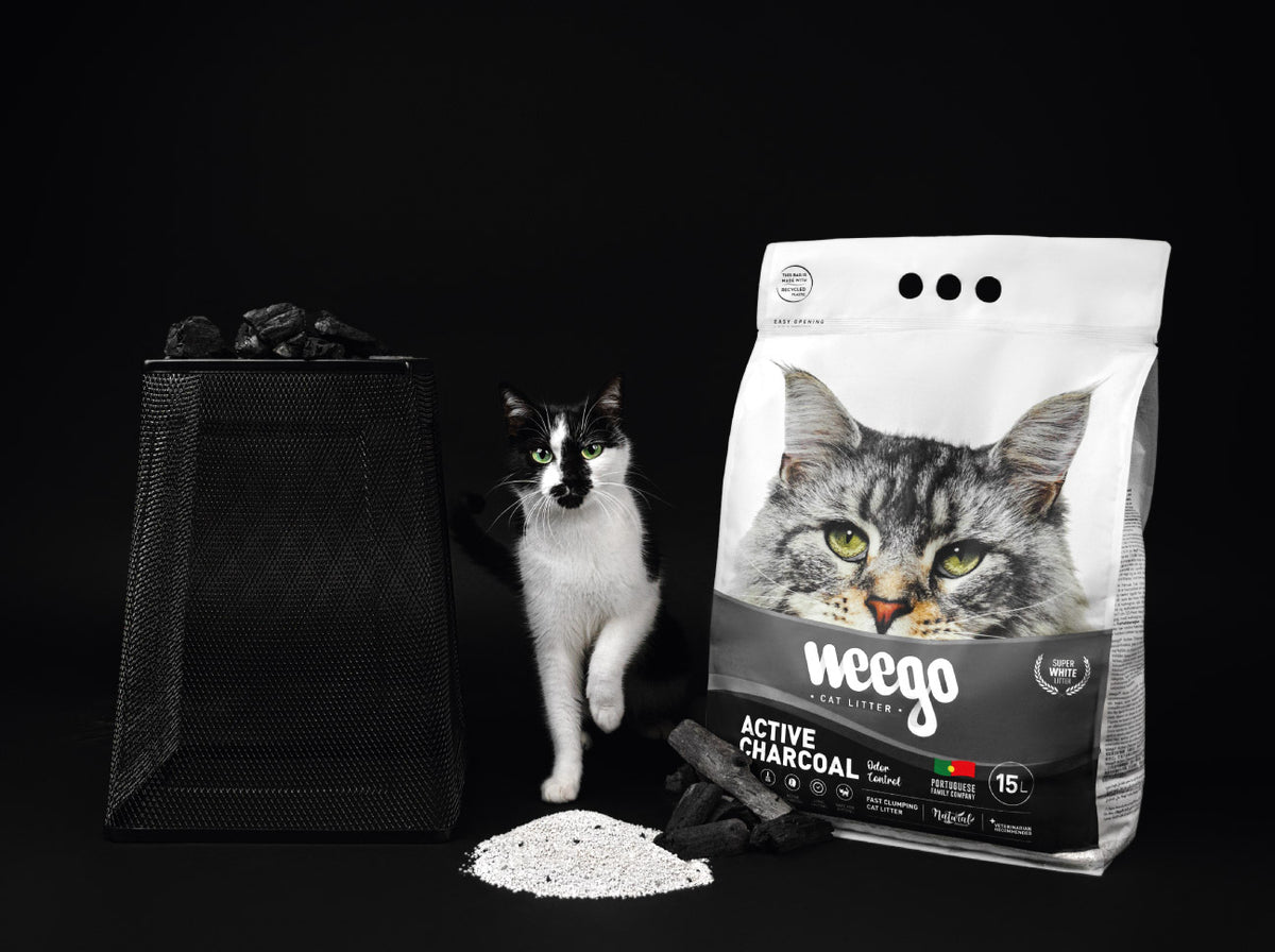 Weego Active Charcoal - Areia Aglomerante de Bentonita com Carvão Ativado para Gatos